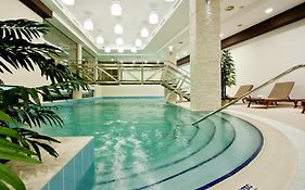 Earth & People Hotel & Spa - Free Parking